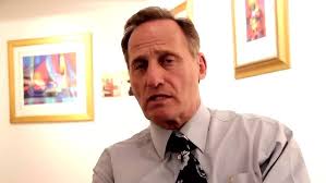 Surrealist Artist Chris Elliman