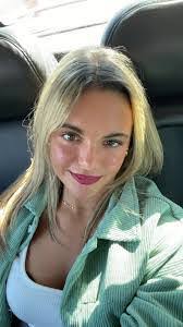 Jill Olney's Instagram, Twitter & Facebook