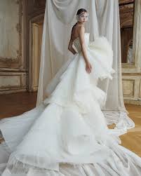 Subito a casa e in tutta sicurezza con ebay! Abiti Da Sposa 2019 Modelli E Tendenze Dall Haute Couture Di Parigi