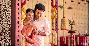 Have a look at our wedding portrait posing guides (click on the links below) in which we provide a large number of different poses of the bride alone, the. Creative Tamil Wedding Photography Poses Wedding Photography Poses