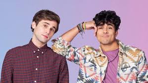 Warner bros decided to put their own spin on certain elements of jk rowling's blockbuster, so we now take a look at the 10 biggest changes they made to the final outing of the series. In The Thing About Harry Gay Frenemies Embark On A Road Trip To Romance Huffpost