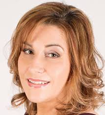 Tune in alert: Dan Dillon and Julie Bowering will talk about The Art of  Small Talk, Marketing Me and professional development programs at Memorial  University of Newfoundland