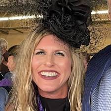 Sara Dacus (@saradacus)