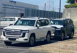 If the sound and performance are the same i could see me upgrading at some point. 2022 Toyota Land Cruiser J300 Suv Fully Revealed In Spyshots Shifting Gears