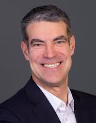 Führungsebene: News und Hintergründe