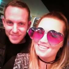 Laura Ireland (@lady_laura_1990)