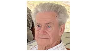 Robert Penton's Instagram, Twitter & Facebook