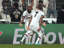 This is the shirt number history of ricardo quaresma from vitória guimarães sc. Lc Quaresma Volta A Assistir Talisca E Besiktas Lidera Isolado Maisfutebol