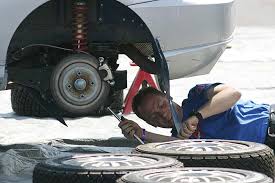 Automobile technicians, or automotive service technicians, work inside mechanic shops, auto dealerships and other garages to diagnose and repair car and truck trouble. Auto Mechanic Wikipedia