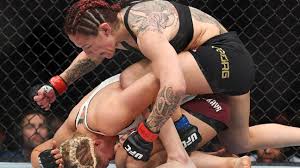 Omg damn the first pictures a thinked it was the games but after reading a realise it was real good cosplay probably the best a ever seen. Cris Cyborg Defeats Yana Kunitskaya By First Round Tko At Ufc 222