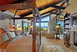 How can you not be blissfully happy in this house? Photos Of Goldie Hawn And Kurt Russell S Home