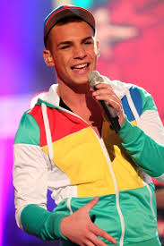 Bei dsds singt pietro lombardi eine herzzerreißende ballade pietro lombardi: Dsds 2011 Pietro Lombardi Mit Call My Name In Den Charts Promicabana