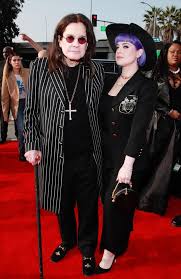 But all bets are off right now on account of the isolation brought on by the pandemic, and the ozzman has finally decided to let his grays flow. Ozzy Osbourne Almost Unrecognisable With Grey Hair Photos