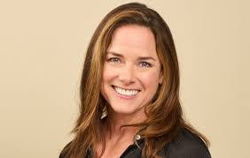 Lynne Herring's Instagram, Twitter & Facebook