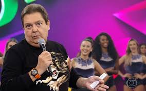 A expectativa inicial era que o apresentador ficasse até o fim de. Vai Ter De Se Virar Nos 30 Por Que Substituir O Domingao Nao Sera Facil Para A Globo Noticias Da Tv