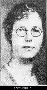 . The Rotunda . dents, Misses Elizabeth Jarman,Nancy CaiTow, Bertha Hunt,  Mrs.Amonette Demotte Phillips; Secre-tai-y, Mrs. Maybelle Moran  Price;Treasurer, Mrs. Maggy Sibley Smith;Publicity Chairaian, Mrs. Ann  Wil-kerson Cox; Student Fund Chairman ...