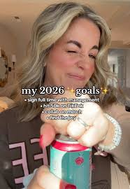 manifesting 2026 social media goals right now👏👏👏👏 #contentcreator  #lifestylevlog #2026goals