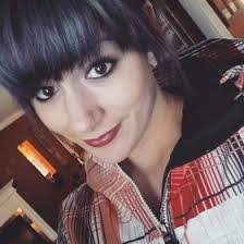 Leanne Quinn's Instagram, Twitter & Facebook