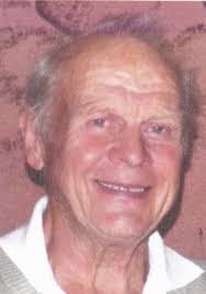 Julie Hanf's Instagram, Twitter & Facebook