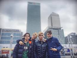 Sebastian dobrincu was born on aug 30, 1998 in romania. A Uimit America Copilul Minune Al Romaniei Ajuns Milionar La 19 Ani Povestea Lui Sebastian Dobrincu Eroul Digital Al GeneraÈ›iei De Maine
