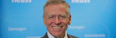 Rhein-Kreis Neuss: Landrat und Kreisdirektor gratulieren Max Hartung