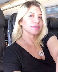 De curând, loredana a anunțat că va avea un show nou cântă cu mine. Loredana Groza 2 Unica Ro