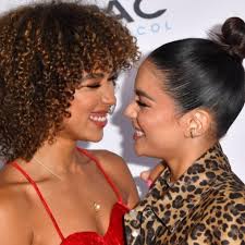 She has a younger sister, stella hudgens, who is also an actress. Rwibjz7bp5godm