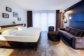 Club der schamlosen luder (seite 32) allmystery. Urban Bath Im Lindemann S Lindemann Hotels