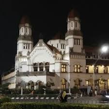 Lawang sewu lawang sewu merupakan sebuah gedung di semarang, jawa tengah yang merupakan kantor dari nederlandsch indishe spoorweg maatschappij atau nis. Haunted Places