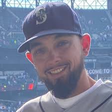 Nina Lee and Derrick Bosley's Wedding Website