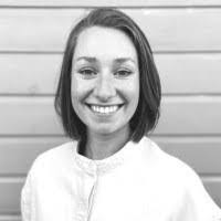 Julia Rader's Instagram, Twitter & Facebook