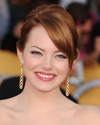 Applying an auburn red hair color on your own, without the help of a colorist. What Is Emma Stone S Natural Hair Color Popsugar Beauty