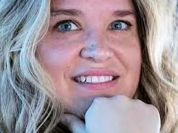 Janice Fischer's Instagram, Twitter & Facebook