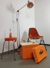70er Jahre Orange Retro Salon Cologne