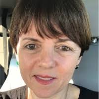 40+ "Simone Wells" profiles