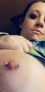 Imqueenharley: Bam, Theres a titty in your face!