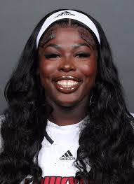 Nell Knox's Instagram, Twitter & Facebook