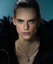 Miriam Sanchez's Instagram, Twitter & Facebook