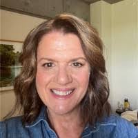 Natalie Kluttz's Instagram, Twitter & Facebook