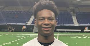 Football Recruiting: Weekly commitment recap