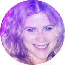 Faye Davis's Instagram, Twitter & Facebook