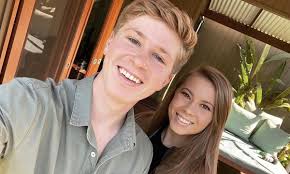 Terri irwin reveals pregnant daughter bindi irwin's due date is 'next month'. Bindi Irwin S Brother Shares New Photo Of Her Baby Let The Uncle Adventures Begin Hello