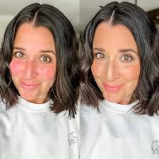 I love how cheek products can give life and dimension to the face. However,  I do not like foundations/bb-creams etc. and I have skin-redness, so the  „clear canvas“ is out for me.