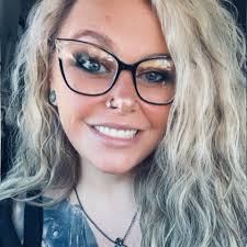 What are good recommendations for a dependable solar power bank and a  faraday bag?