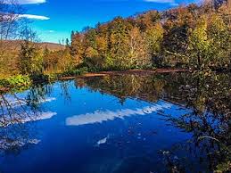 Prije točno 72 godine plitvička jezera proglašena su nacionalnim parkom. File Nacionalni Park Plitvicka Jezera Jpg Wikimedia Commons