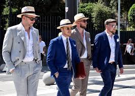 Italian style is quite unmistakable, helped along, no doubt, by italy's rich design history. Italian Style 7 Tips For Mastering Italian Fashion Themidasclub Com