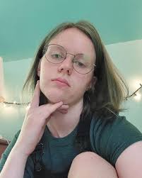 Hey everybody, I'm Ethan Rayburn and I'm from Columbus, Ohio. I'm undecided  about my major right now, but I'm leaning towards psychology or  environmental studies. I don't have a favorite artist, but