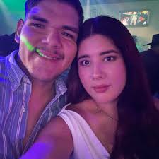 Hello all. My 2.5yo doesn't like drinking water, not even 200ml. He likes  drinking homemade carbonated drinks(which I prefer not to give him), or  freshly squeezed fruit juices. In liquids, he just