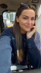 Chat me 🟢online 👇👇👇 👉 https://getmylinks.pics/emmadear