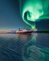 You Re Guaranteed Bucket List Experiences On A Northern Lights Cruise Northern Lights Cruise Norway Cruise Northern Lights